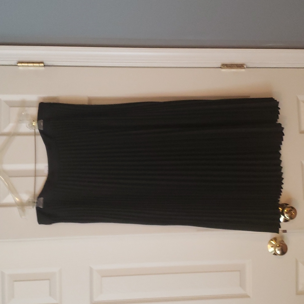 Mid calf pleated gray skirt, Loft size 14